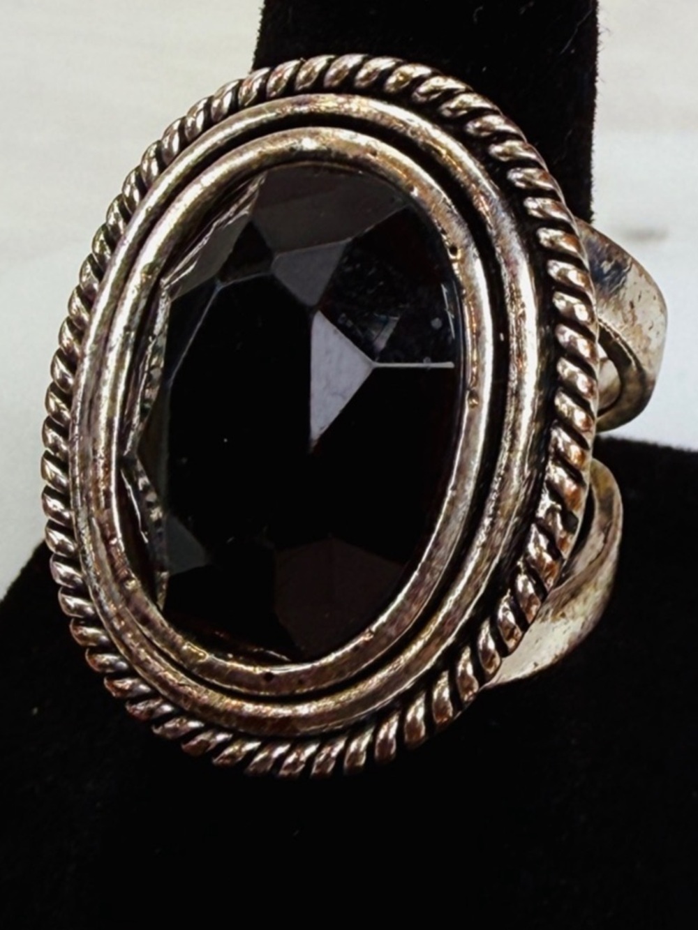 Silvertone large vintage statement costume ring, size 7